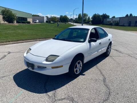1996 Pontiac Sunfire for sale at JE Autoworks LLC in Willoughby OH