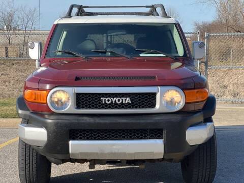 2008 Toyota FJ Cruiser for sale at NeoClassics in Willoughby OH