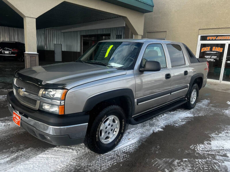 2003 Chevrolet Avalanche for sale at KICK KARS in Scottsbluff NE