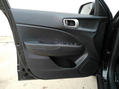 2022 Hyundai Venue SEL