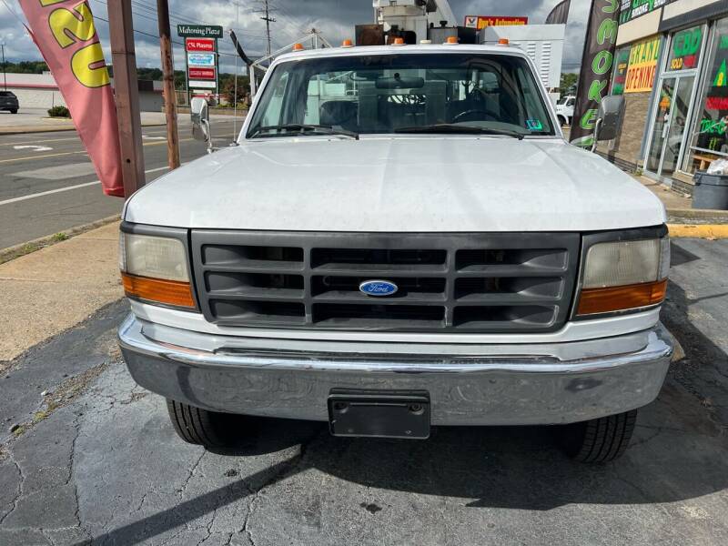1997 Ford F-Super Duty for sale at JORDAN AUTO SALES in Youngstown OH
