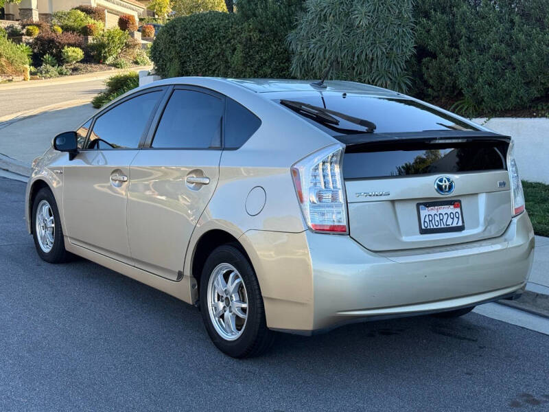 2011 Toyota Prius Three