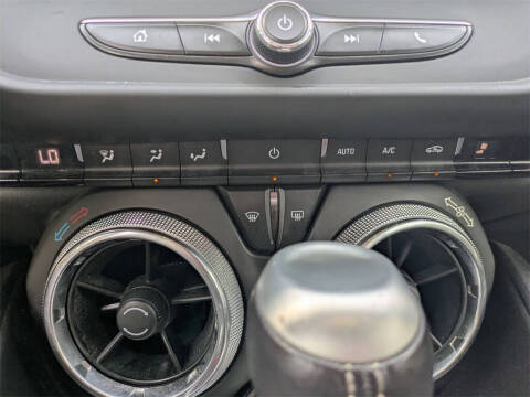 2023 Chevrolet Camaro LT1