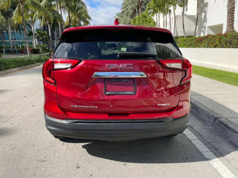 2024 GMC Terrain SLE