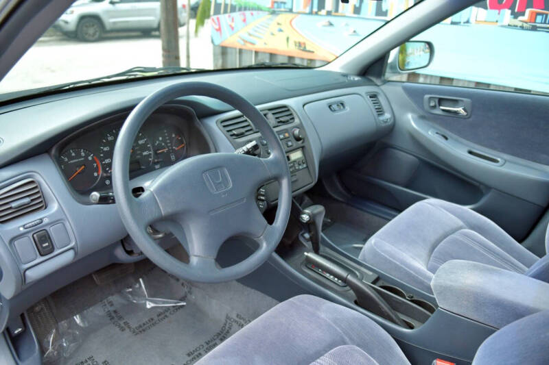 2000 Honda Accord LX