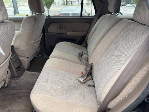 2000 Toyota 4Runner SR5