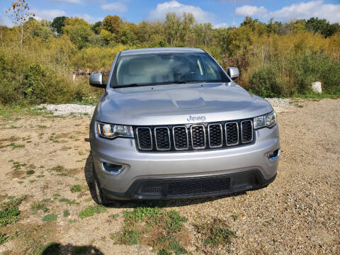 2020 Jeep Grand Cherokee Laredo