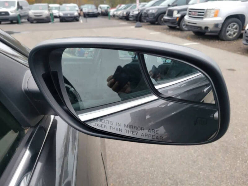 2017 Ford Taurus SEL