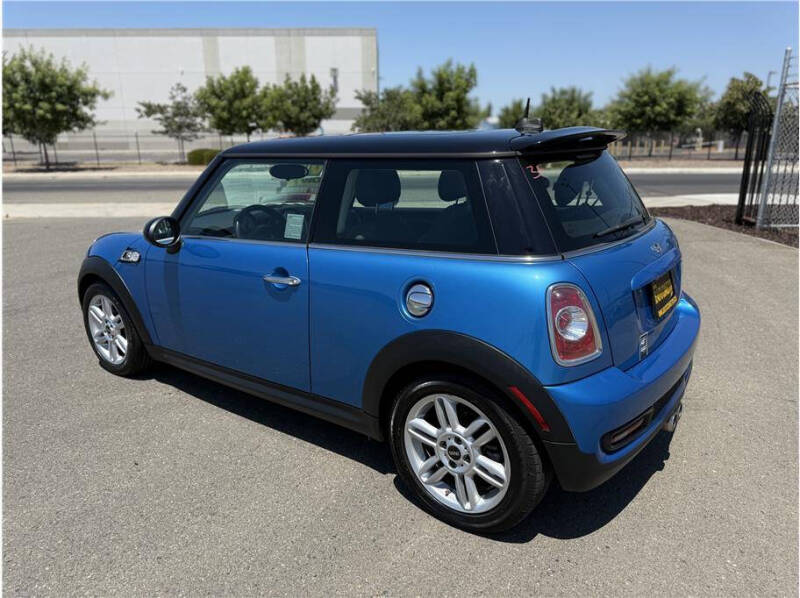 2011 MINI Cooper S