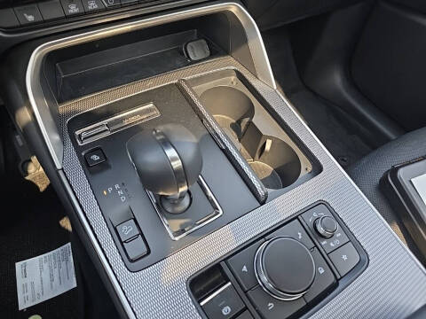 2025 Mazda CX-70 Plug-in Hybrid Premium