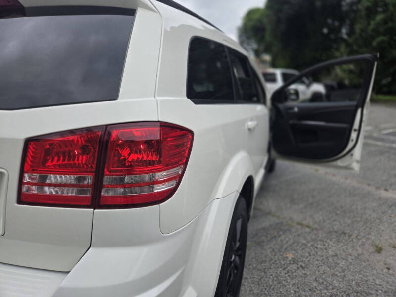 2020 Dodge Journey SE Value