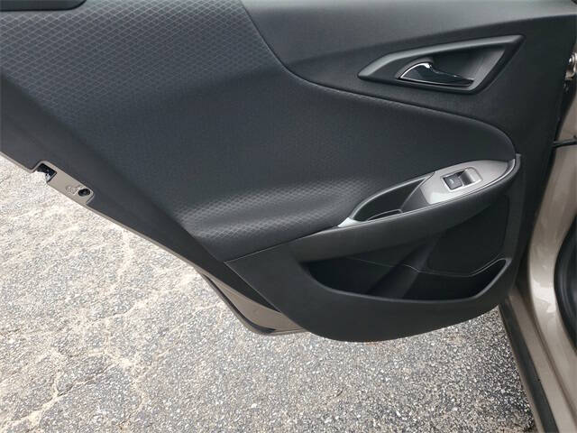 2025 Chevrolet Malibu LS