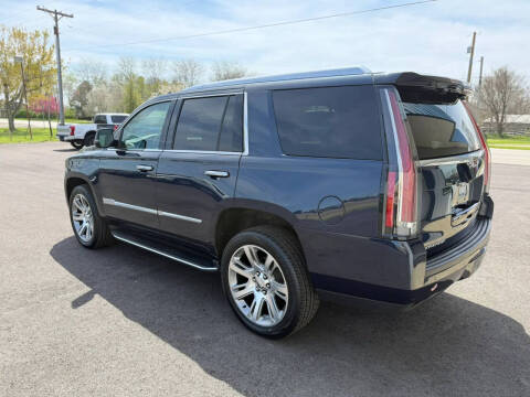 2019 Cadillac Escalade Luxury