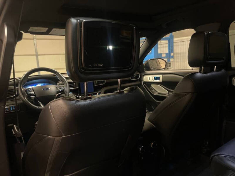 2022 Ford Explorer ST