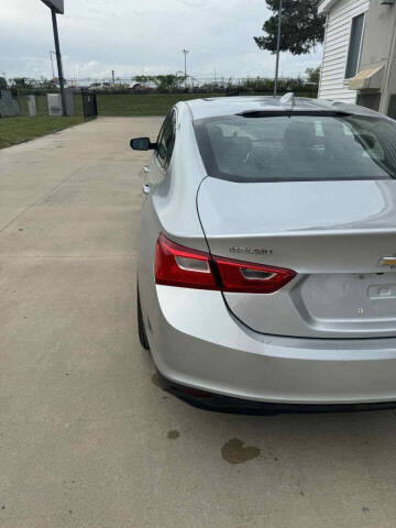 2017 Chevrolet Malibu LT