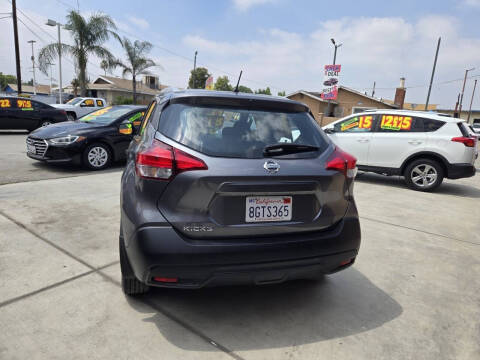 2018 Nissan Kicks S