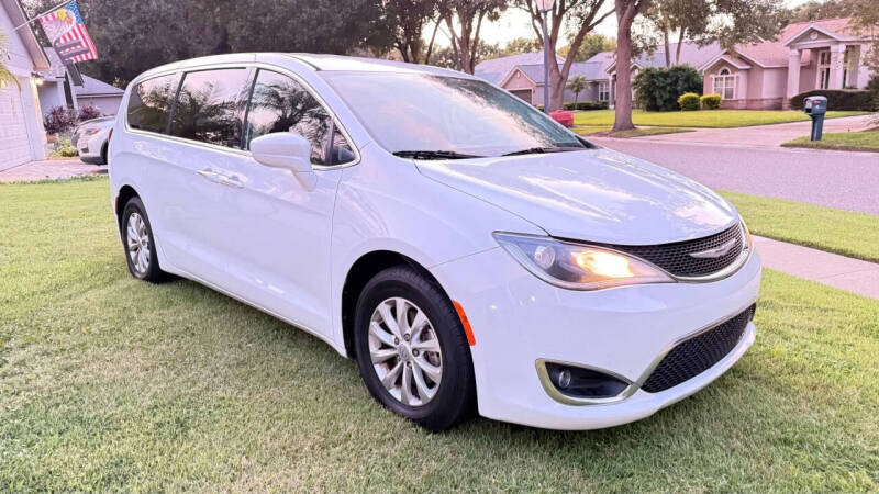 2018 Chrysler Pacifica Touring Plus