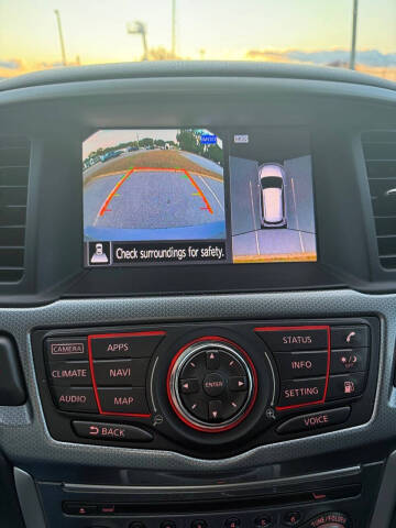 2018 Nissan Pathfinder SL