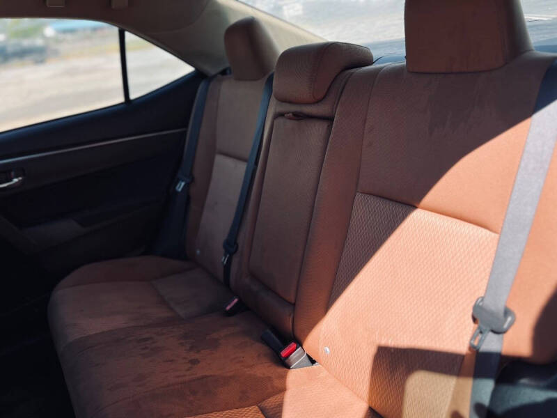 2016 Toyota Corolla LE