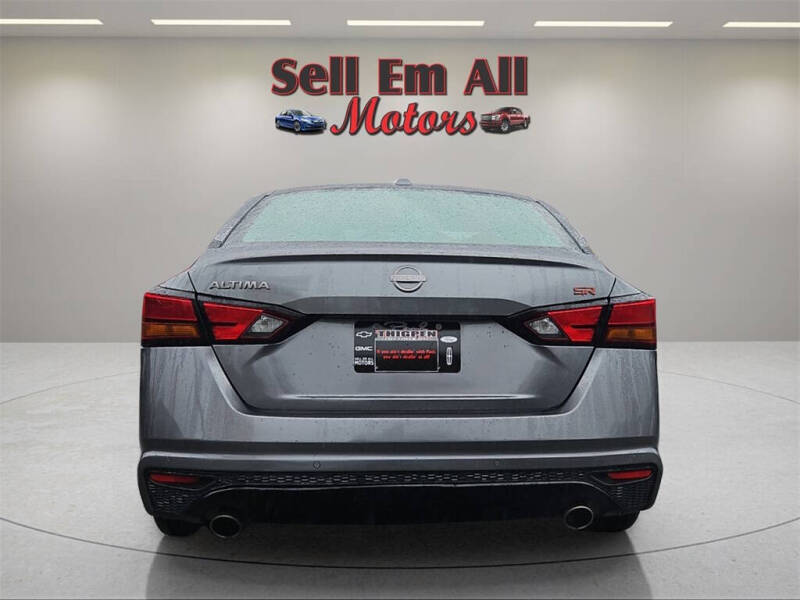 2023 Nissan Altima 2.5 SR