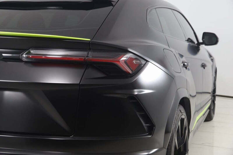 2022 Lamborghini Urus