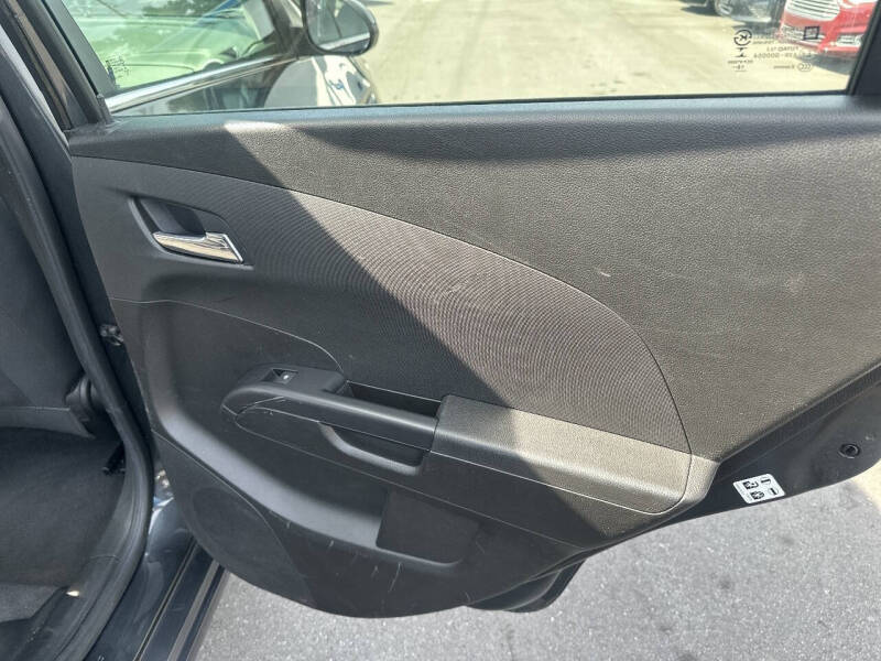 2019 Chevrolet Sonic LT Auto