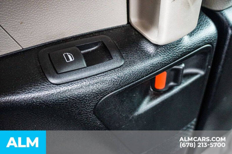 2024 Chrysler Pacifica Plug-In Hybrid Select