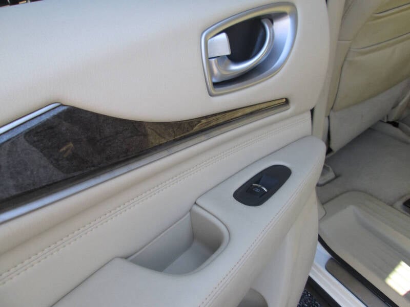 2013 INFINITI JX Base photo 19