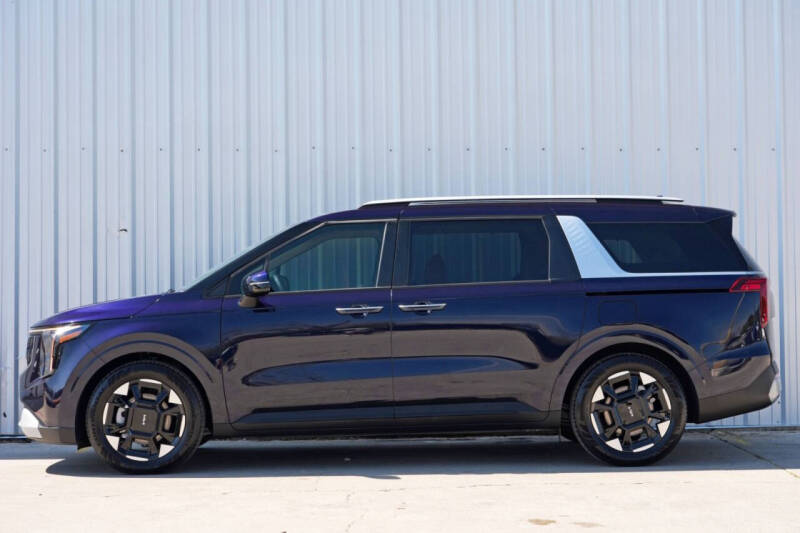 2025 Kia Carnival EX