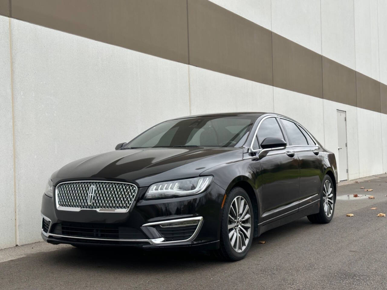 2020 Lincoln MKZ for sale at Phoenix Motor Co in Romulus, MI