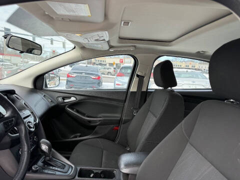 2017 Ford Focus SEL