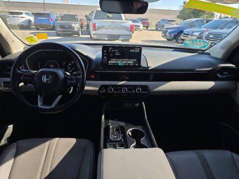2023 Honda Pilot Touring