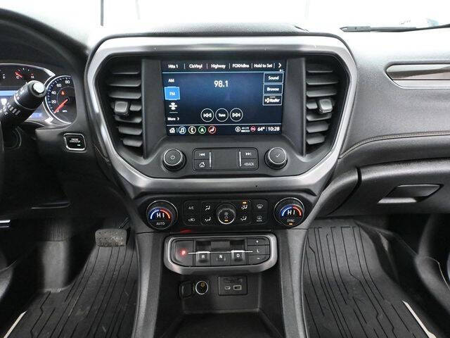2021 GMC Acadia AT4