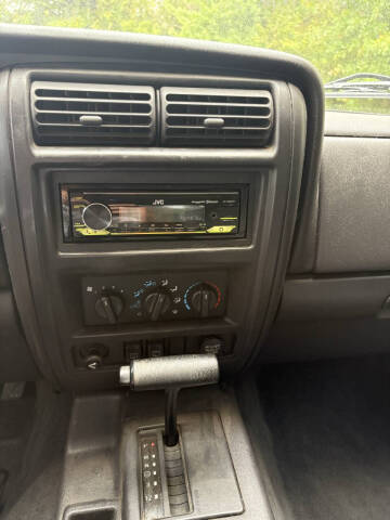 2001 Jeep Cherokee Sport