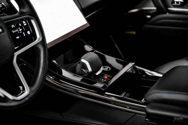 2024 Land Rover Range Rover Sport P360 SE