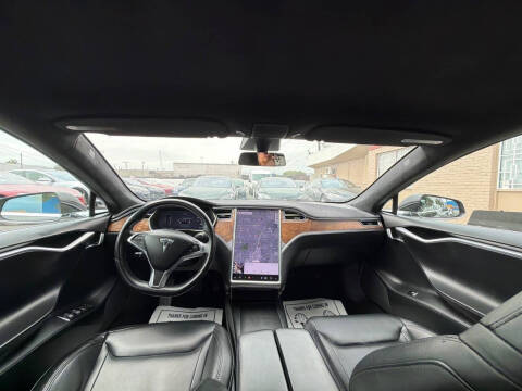 2016 Tesla Model S 90D