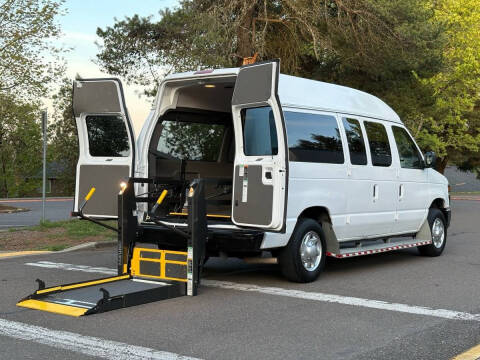 2011 Ford E-Series E-150