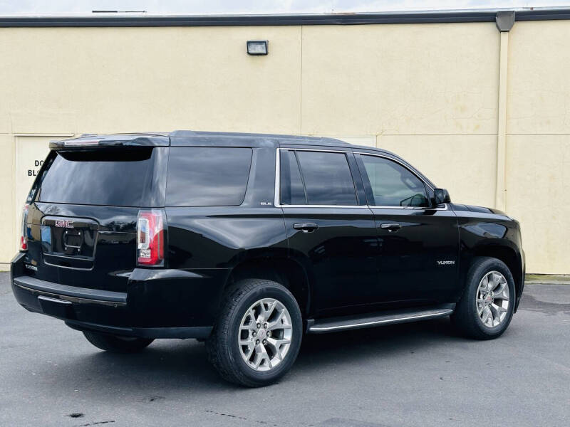 2017 GMC Yukon SLE