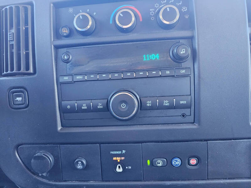 2022 Chevrolet Express 2500