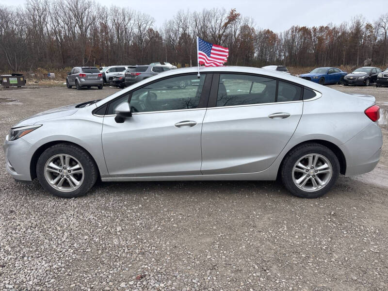 2017 Chevrolet Cruze LT Auto