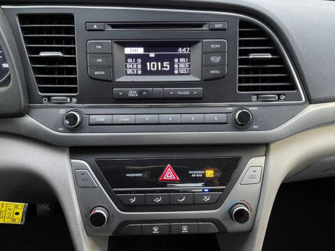 2018 Hyundai Elantra