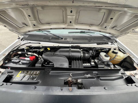 2013 Ford E-Series E-250