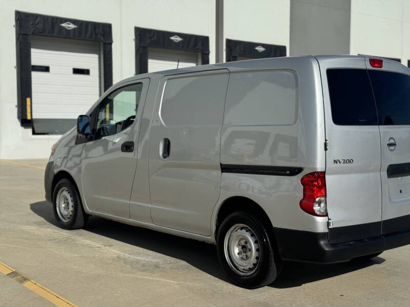 2013 Nissan NV200 SV