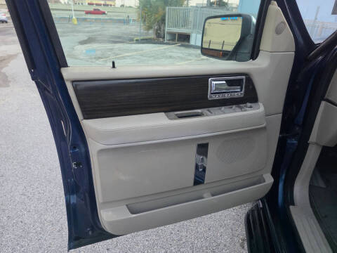 2008 Lincoln Navigator