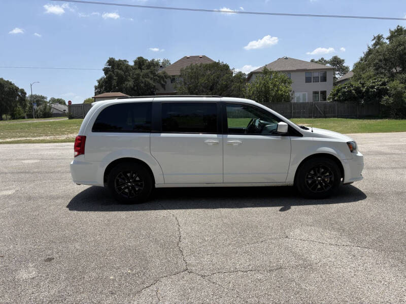 2020 Dodge Grand Caravan SE