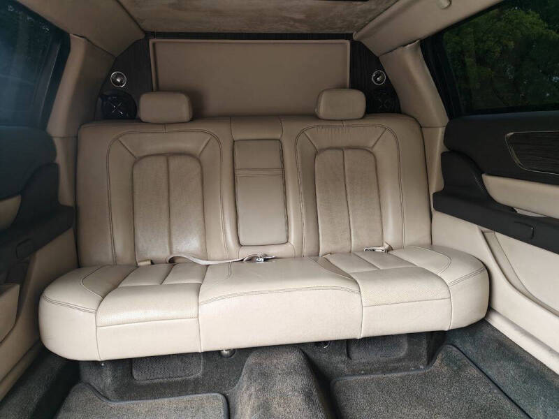 2018 Lincoln Continental Select