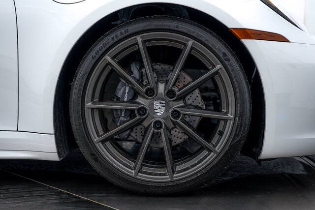 2024 Porsche 911 Carrera T