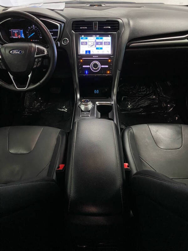 2019 Ford Fusion Energi Titanium