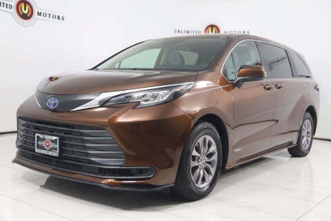 2021 Toyota Sienna LE 8-Passenger