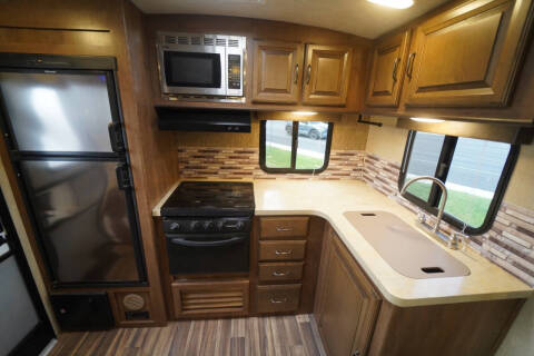 2016 Cruiser RV Fun Finder 231 LRK